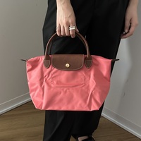 【どれくらい入る?】ロンシャン「ルプリアージュ(Sサイズ)」 は全てが丁度いい完璧バッグ!