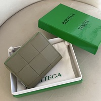 おしゃれカップルが使っている『ブランド財布』人気ランキング5選!