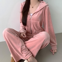 空港コーデはお洒落で楽ちんな「セットアップ」で決まり!【人気ブランド6選】