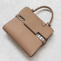 デルヴォーの代表バッグTOP5!ベルギー王室御用達のロイヤルなブランド