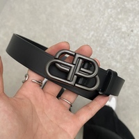 【オールドマネー】って何?人気急上昇中のスタイルを徹底解説(レディース編)