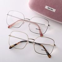 大人のハイブランド「メガネ・アイウェア」人気15選!【レディース】