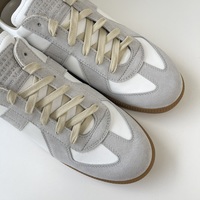 【30代メンズ】おしゃれな大人が選ぶ「スニーカー」人気ブランド14選!上品なもの&コーデ術をご紹介!