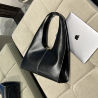 ロンシャン以外!働く女性の希望を叶えた「最強通勤トートバッグ」12選!