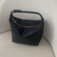 ヴァレクストラが良すぎて2個目を買った「モチバッグ」#バイマ購入品