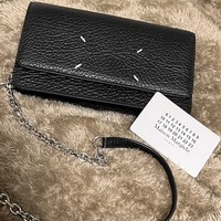 “チェーンウォレット”が万能すぎる♡お財布代わりの新常識