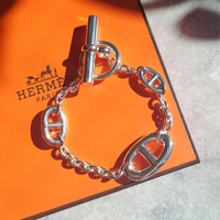 【HERMES】のブレスレットが再ブーム中♡今買える穴場を紹介