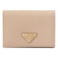 春カラーがかわいいプラダの「二つ折り財布 」! #バイマのこれいいよ