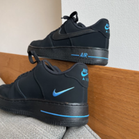 「ターコイズブルー」で魅せる男の小物図鑑!