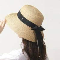 大人の麦わら帽子「ヘレンカミンスキー」の人気&年齢層は?-選び方・おすすめの帽子を厳選!