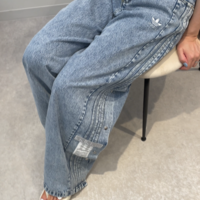 【TikTokバズ品】爆売れした「アディダスボトムス」2つを履き比べ!!-サイズ感など本音レビュー♡