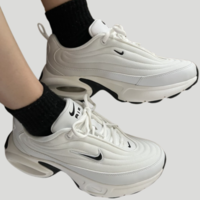 5cmソールで盛れるNikeの『エアマックス・ポータル』は歩き心地も最高!〈カラバリ豊富〉