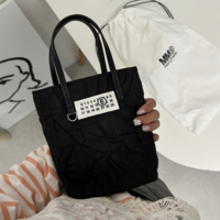 汚れが目立ちにくい!ガシガシ使えるバッグ6選