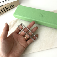 『スワロフスキーをプレゼントするの嬉しくない?』理由を徹底解説!失敗しない選び方&人気アクセサリー公開♡