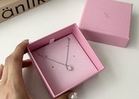 スワロフスキーなら『ダイヤモチーフ』が大活躍!