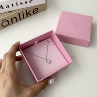 スワロフスキーなら『ダイヤモチーフ』が大活躍!