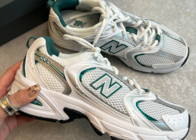 ニューバランス530は「ダサい」?-大人女子の疑問を徹底解明!本当に似合う選び方