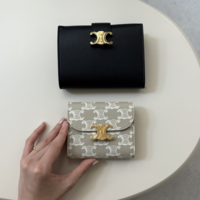 【買ってよかった!】バイマユーザーが選んだ「海外アウトレット財布」リアル口コミ&満足度調査