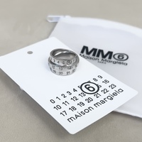 カップルでお揃いも♡MM6の〈ペアアクセサリー〉ならこれ!