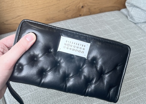 ランキング-【2025年最新】大容量なのにスマート!メンズ長財布&二つ折り財布おすすめ10選
