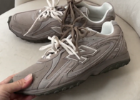 大人の甘口派がハマる!ニューバランス「204L」で魅せる軽やかな美意識!