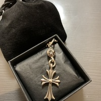 クロムハーツの『お財布・アクセサリー』で勝負する大人メンズが急増中!