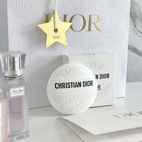 【1万円】30代女友達が絶対に喜ぶプレゼント17選!-おしゃれなアイテムを厳選