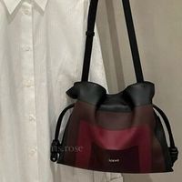 【限定コラボ特集】LOEWE×Albersでアートを持ち歩こう。