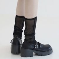 2025秋冬はソックススタイルを楽しもう!