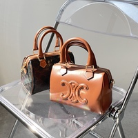 【形別】2025-26秋冬注目の「流行バッグ」人気6選!