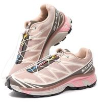 甘めのサロモンスニーカー〈ピンク系・おすすめモデル3選〉