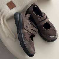 【ニューバランス】日本未発売「Breeze」メリージェーンスニーカーで秋冬トレンド先取り♪