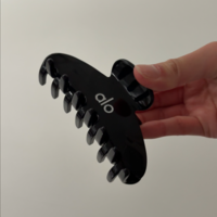 芸能人愛用!「ALO yoga(アロー)」は日本どこで買える?-トートやキャップなどおしゃれな人気アイテム総覧♪
