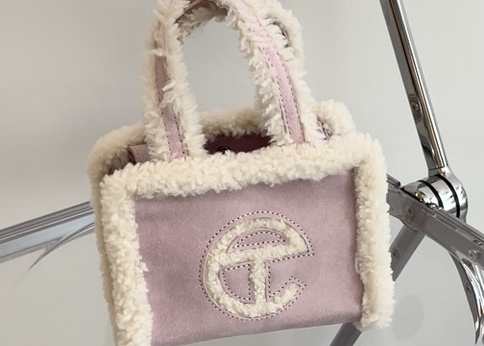 ランキング-UGG×TELFARの冬アイテムがもこもこ可愛い♡《コラボバッグ・ブーツ・ウェア》
