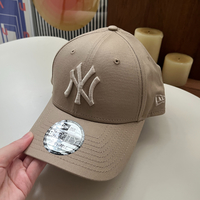 キャップ更新期!こっくり色の「ニューエラ」大人めキャップ10選!-ストリートっぽくなりすぎない選び方も解説