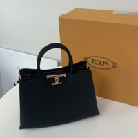 「一生もの」として選ぶなら。トッズのタイムレスなレザーバッグの魅力