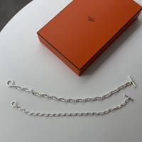 〈エルメス・シェーヌダンクルのアレンジ術〉おしゃれがケタ違いにアップグレード!