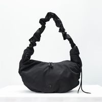 小さいのに容量入る「ノースフェイスバッグ」6選!