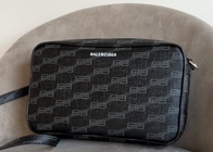 【20代男性】もう失敗しない!バレンシアガで選ぶ名品バッグ