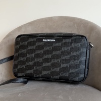 【20代男性】もう失敗しない!バレンシアガで選ぶ名品バッグ