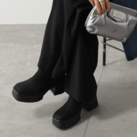 【サイズ感】盛れるUGG「モクシーチェルシーブーツ」が美脚見え確実!