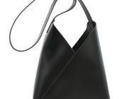 MM6の〈フォーチュンクッキー〉バッグが欲しくなる理由とは?