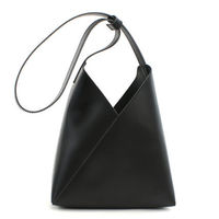 MM6の〈フォーチュンクッキー〉バッグが欲しくなる理由とは?