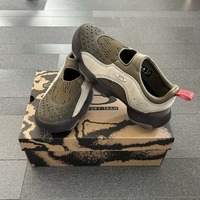 OAKLEY(オークリー)の人気が再熱!?ツウ好みのスニーカー【3選】