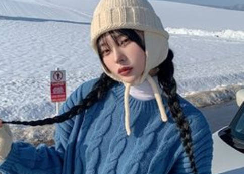 小顔見えも叶う〈耳あて一体型・ニット帽〉おすすめ韓国ブランド3選!