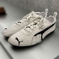 バレンシアガ×プーマの“コラボ”は一目惚れ確実!〈シューズ・ジャケット・キャップetc.〉