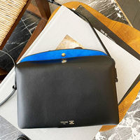 新星マイケル・ライダーが放つ、セリーヌ「TRIO Flap」の魅力。