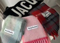 【20代レディース】マフラー人気ブランド20選|おしゃれな選び方と予算別おすすめ