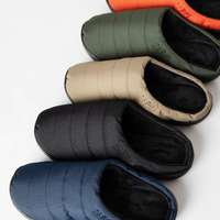 【2025年最新版】メンズ『冬サンダル』おすすめ9選|暖かくておしゃれな人気モデルを厳選!