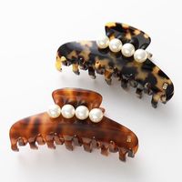 ヘアアクセサリーの種類を完全網羅!失敗しない選び方、留め方、用途別カタログ